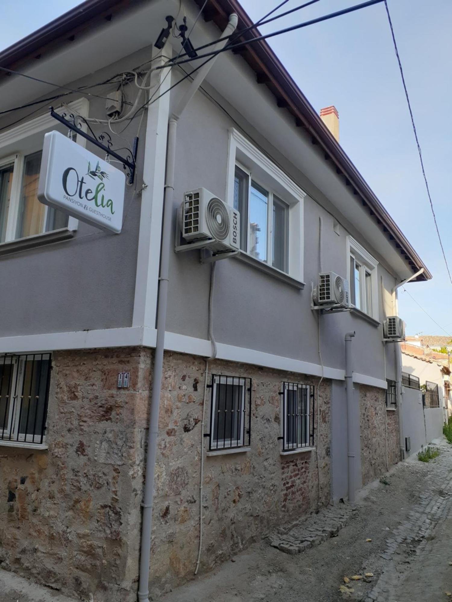 Otelia Pansiyon Ayvalik Exterior photo